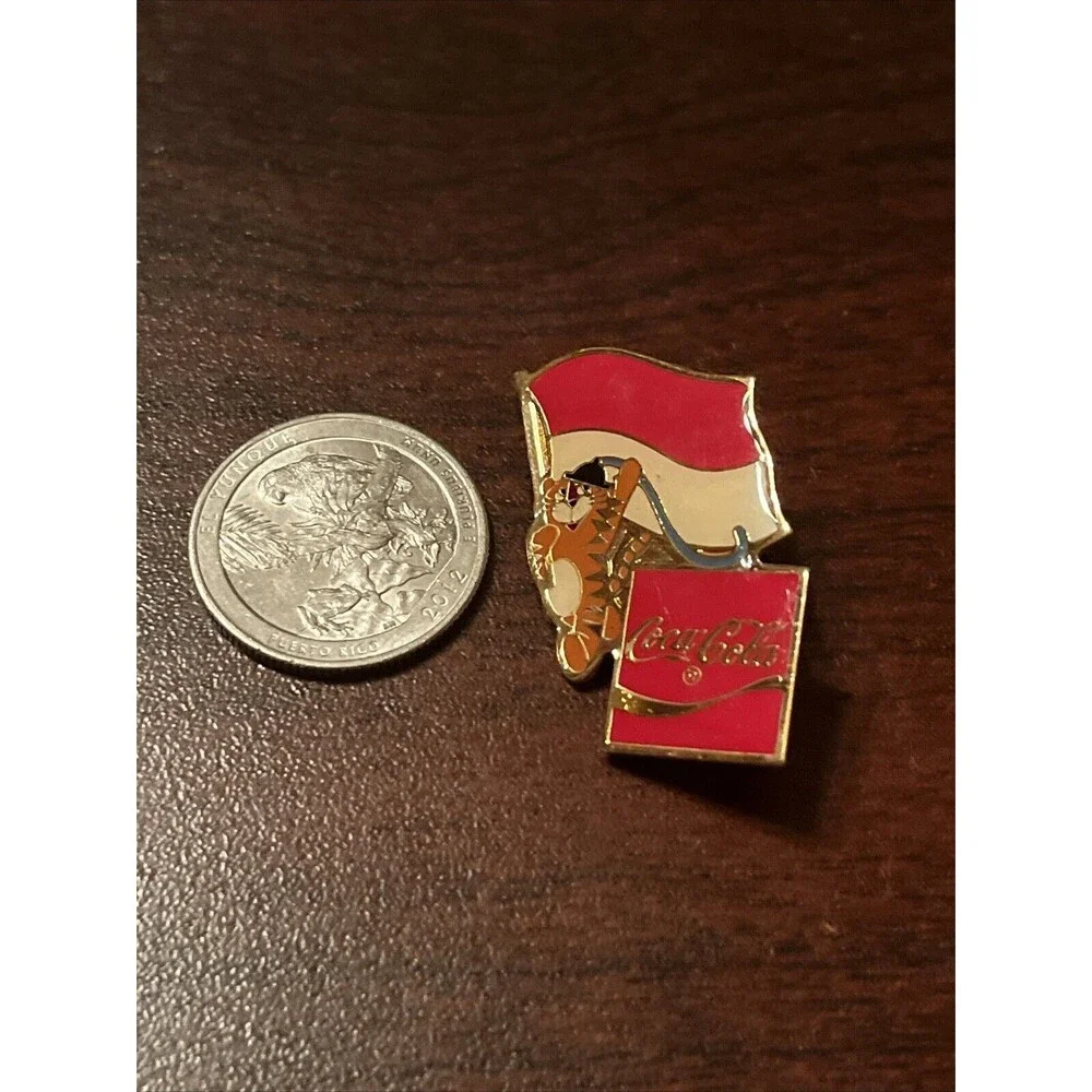 Vintage 1988 Seoul Olympics‎ Coca Cola Hodori Tiger Indonesia Flag Lapel Pin